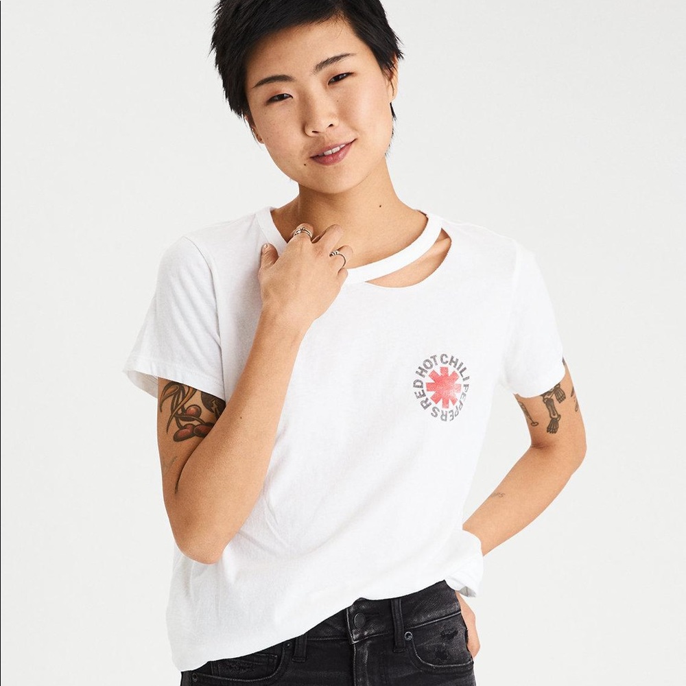 red hot chili peppers t shirt